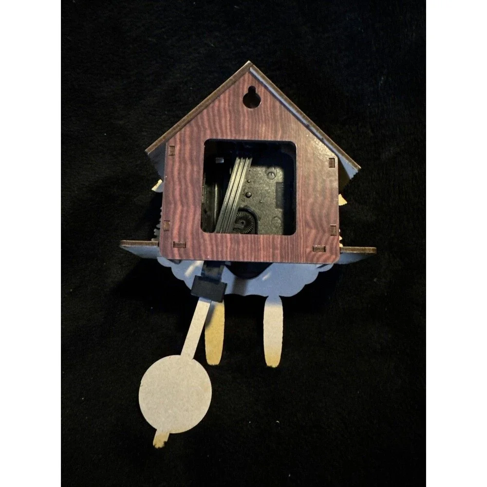 Vintage 90s Wooden House Hanging Wall Cuckoo Clock Analog hd-1688